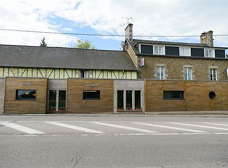 Logis La Lentillere - Restaurant Cote Parc Lalacelle Exterior foto
